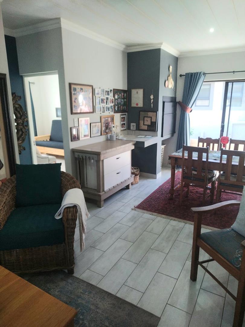 2 Bedroom Property for Sale in Dana Bay Western Cape